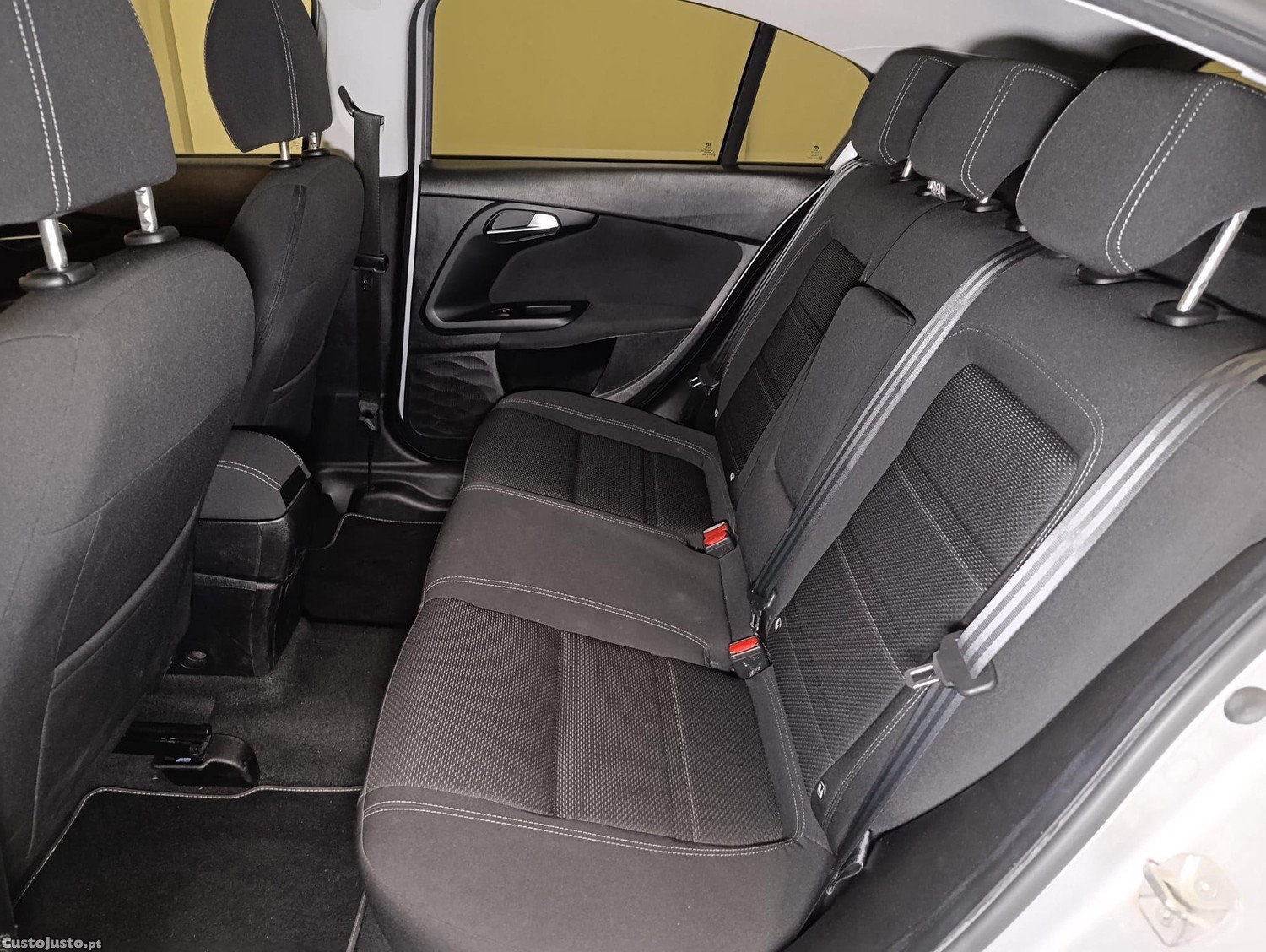 Fiat Tipo 1.3 M-Jet Lounge — fotografia 11