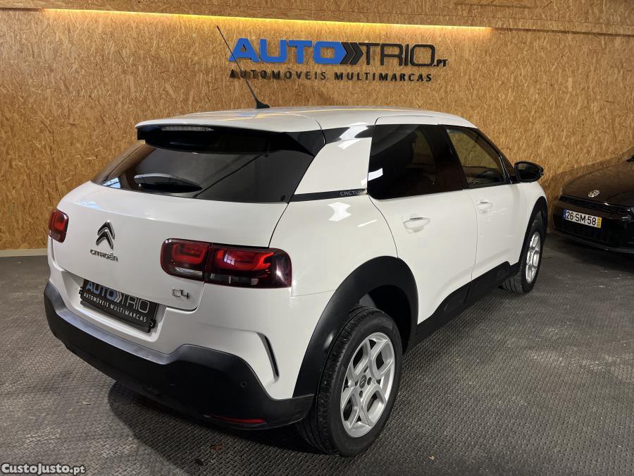 Citroën C4 Cactus 1.2 PureTech — fotografia 18