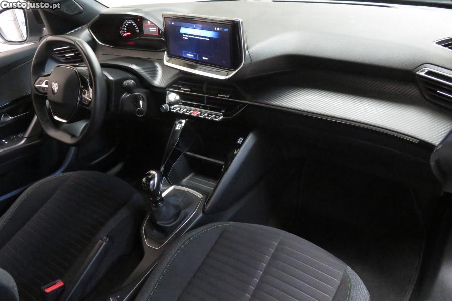Peugeot 2008 1.2 PureTech Active — fotografia 18