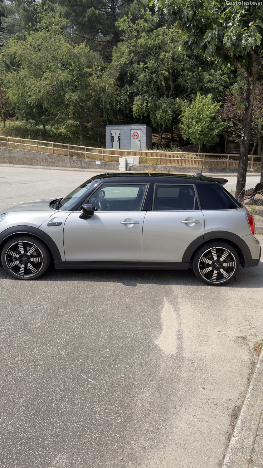 MINI Cooper S 178cv automático de 2023/11 — fotografia 9