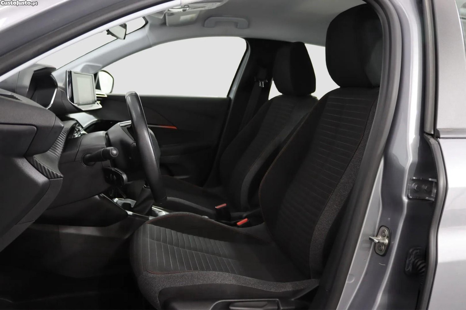 Peugeot 208 1.2 PureTech Active Pack — fotografia 4