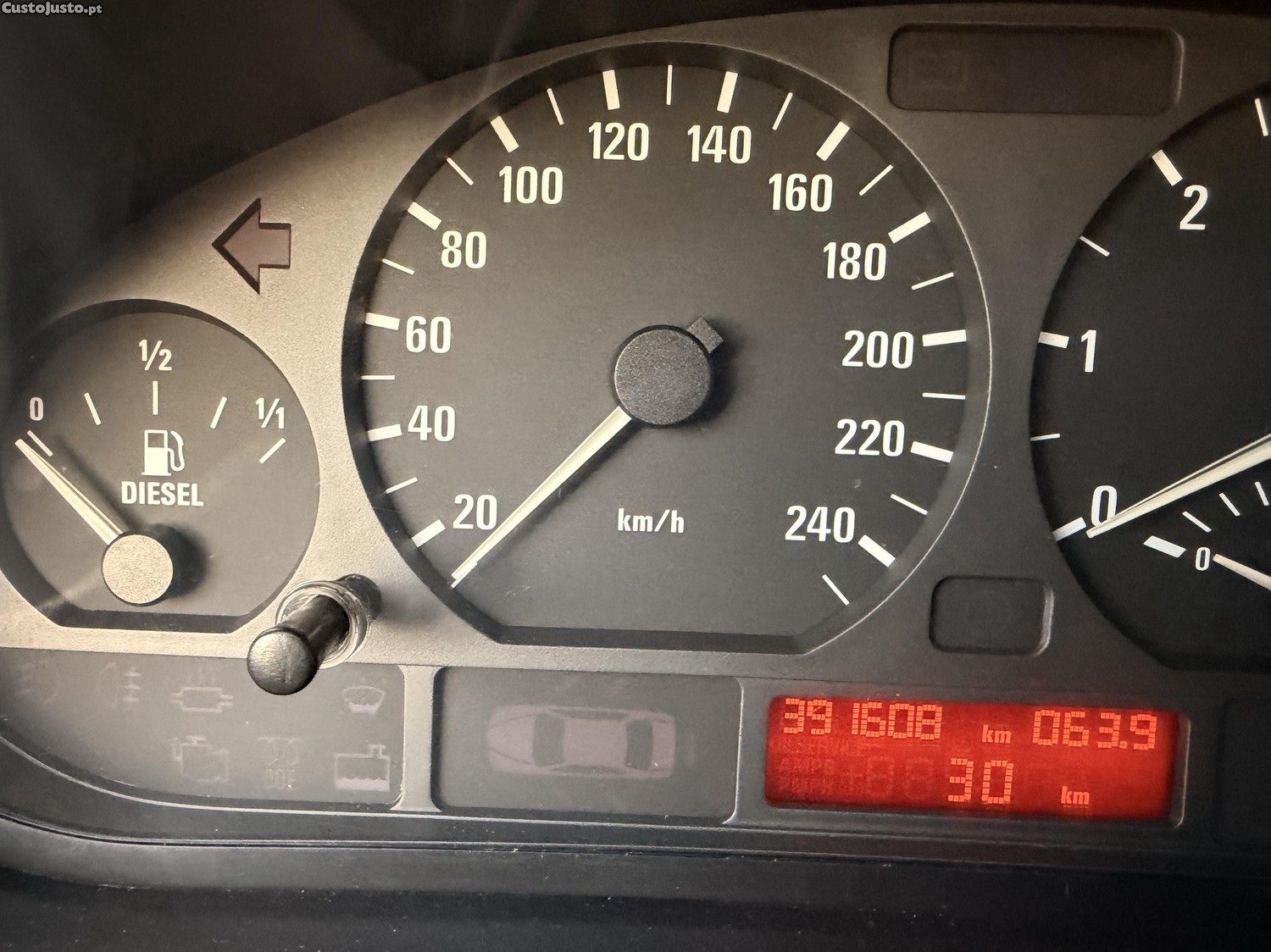 BMW 320 D Touring - particular — fotografia 2