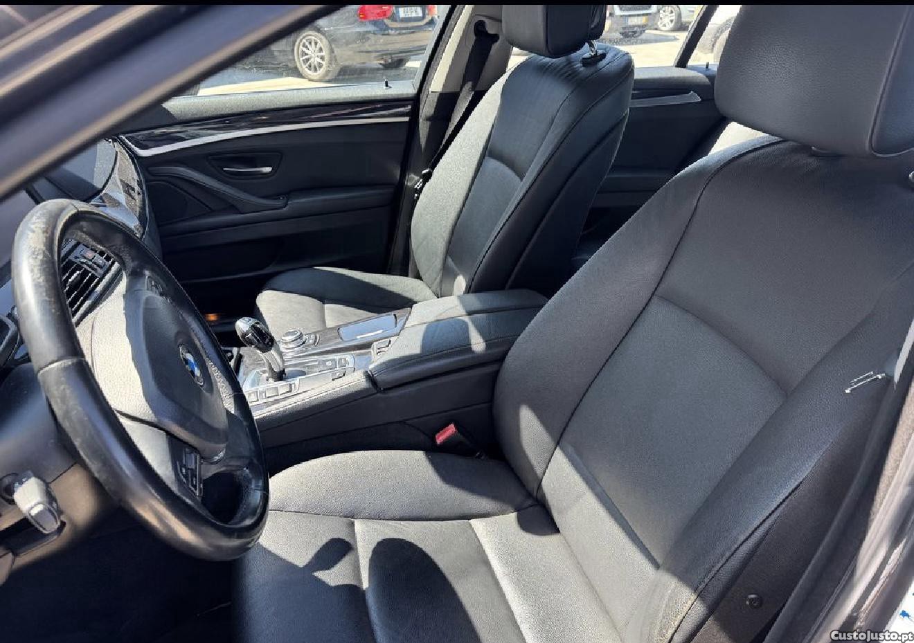 BMW 525 D Exclusive Auto de 2012 — fotografia 7