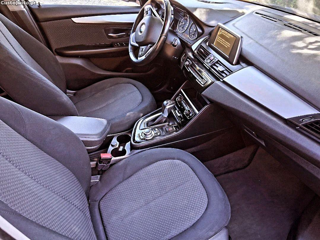 BMW 216 Active Tourer 216diesel advantage — fotografia 2