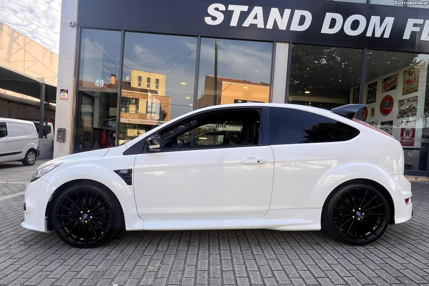 Ford Focus 2.5 T RS - 10 — photo 3