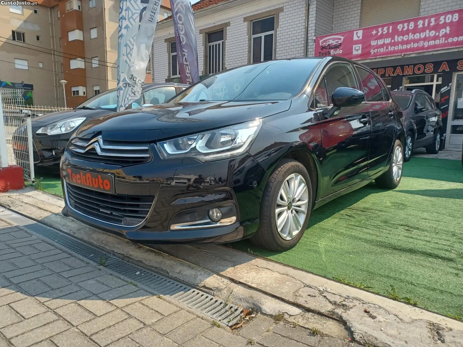 Citroën C4 1.6 BlueHDi Feel — fotografia 18