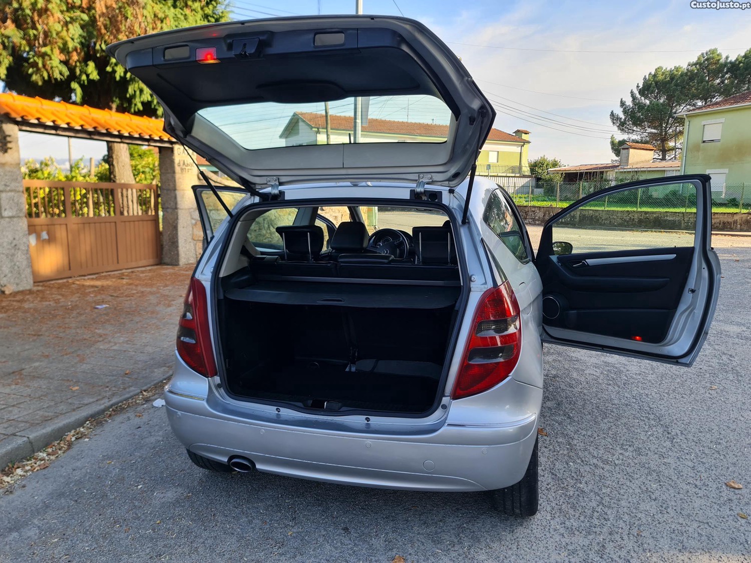 Mercedes-Benz A 200 W169 Caixa Automática — photo 3