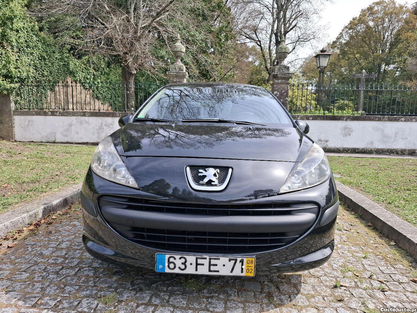 Peugeot 207 1.4 gasolina/GPL — fotografia 6