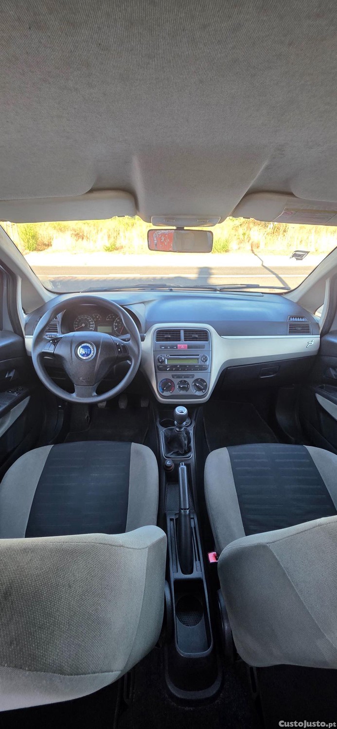 Fiat Punto 1.2 8V excelente — fotografia 9