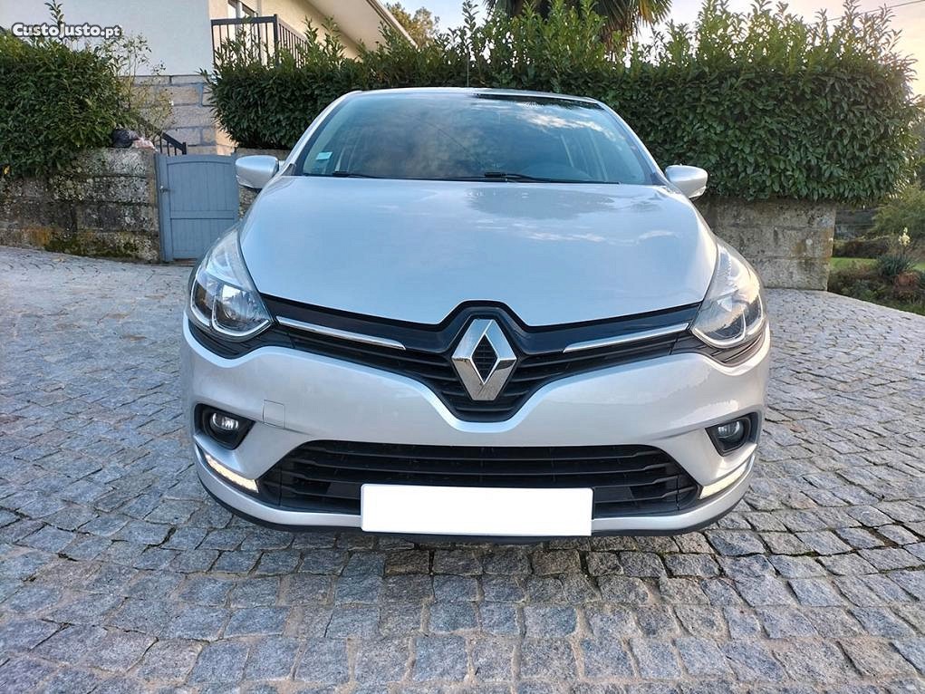 Renault Clio 1.5 DCI Energy Intens 90cv — fotografia 10