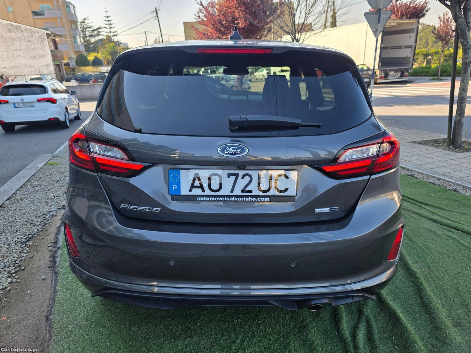 Ford Fiesta 1.0 EcoBoost MHEV ST-Line X — fotografia 2