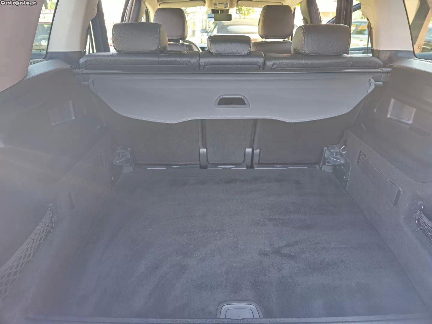 Mercedes-Benz GLB 180 D style — fotografia 2