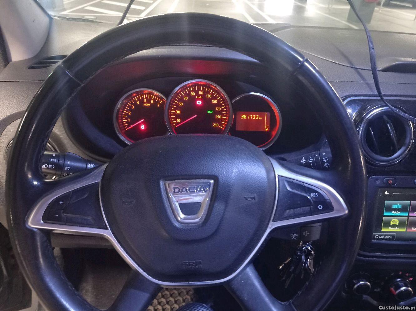 Dacia Lodgy Confort GPL — fotografia 11