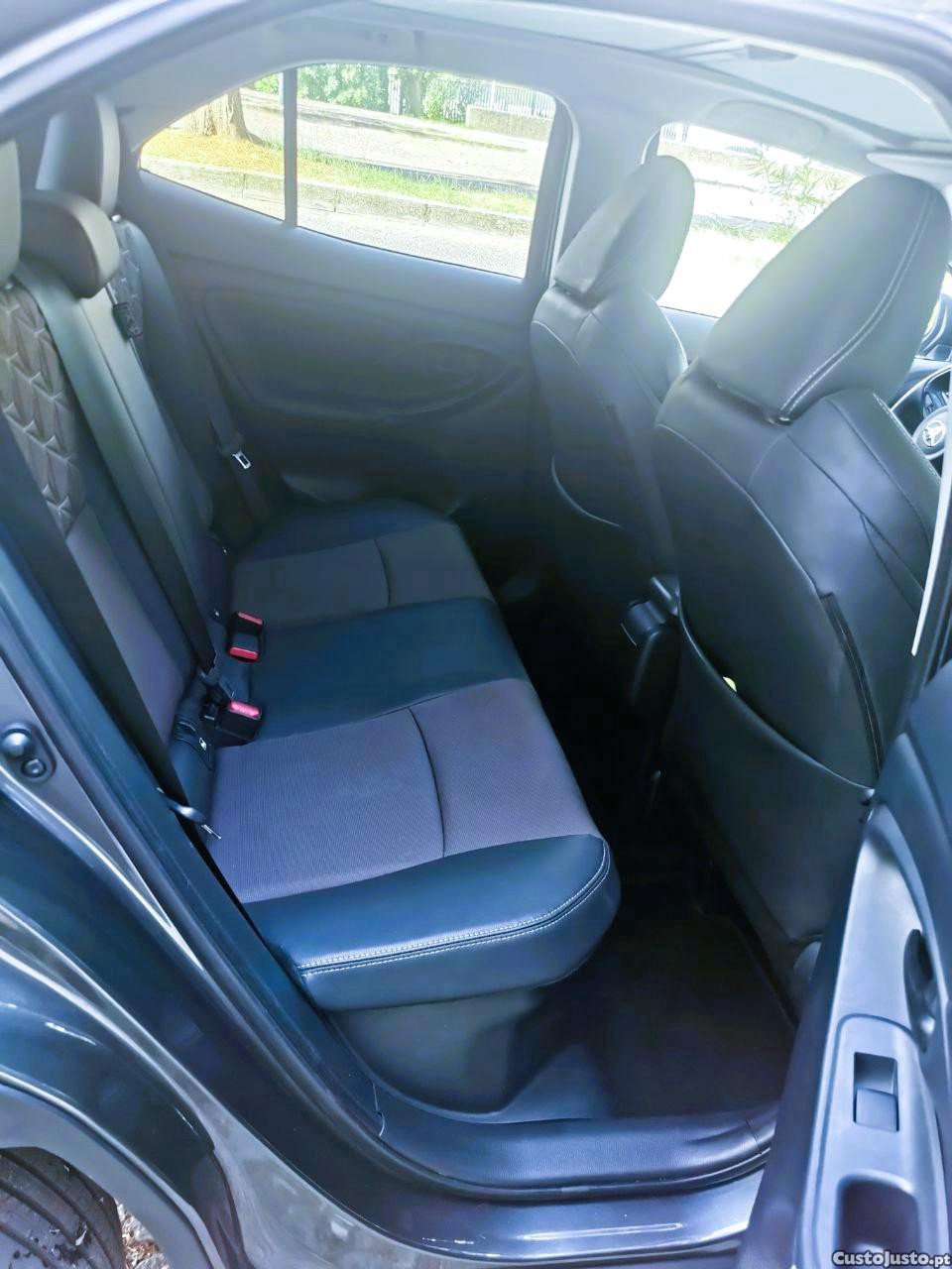 Toyota Yaris Cross 1.5 HDF LUXURY - 24 — photo 4