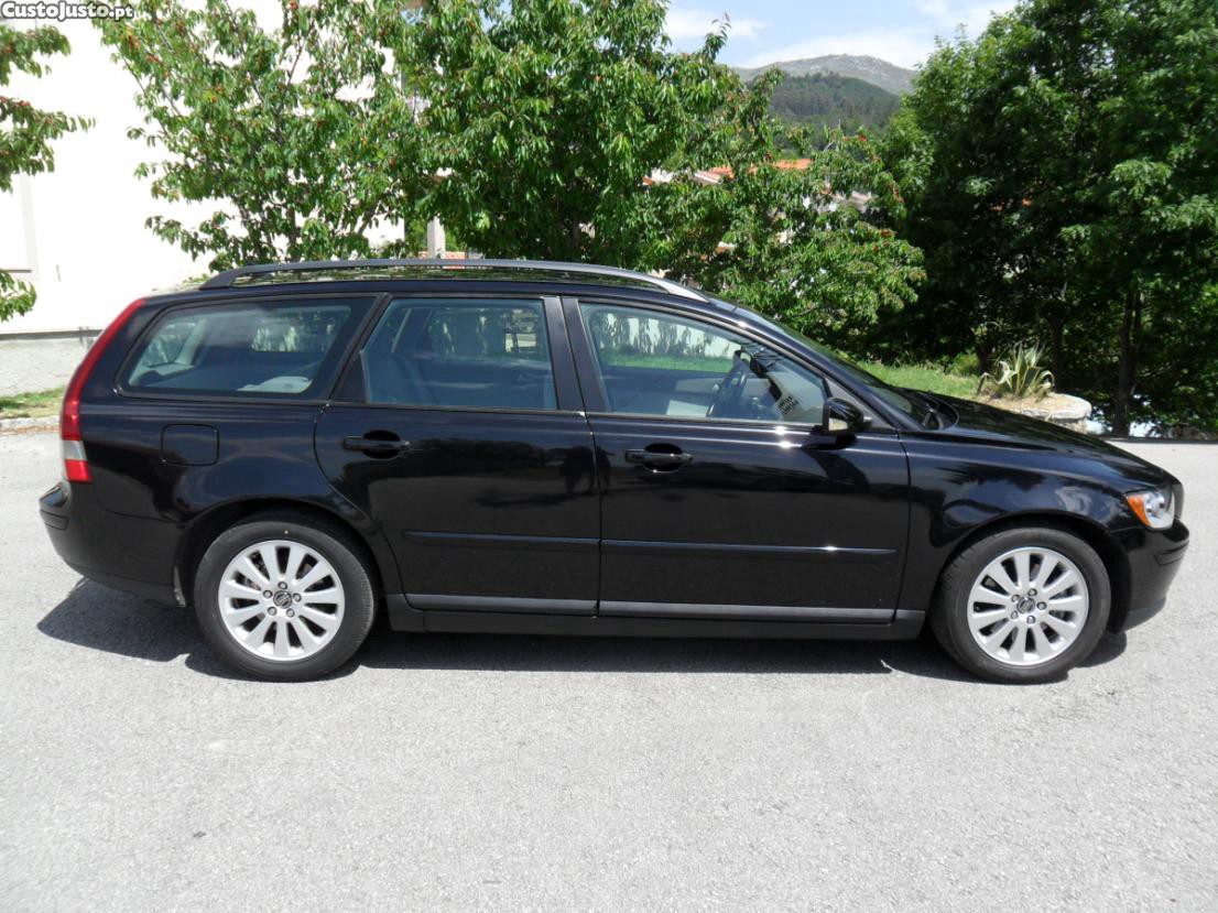 Volvo V50 2.0 D Momentum (nivel 2) — photo 4