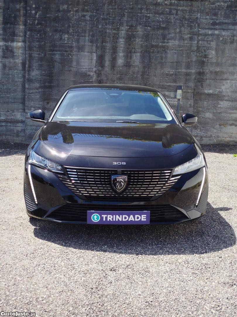 Peugeot 308 1.2 PureTech Allure Full LED — fotografia 9