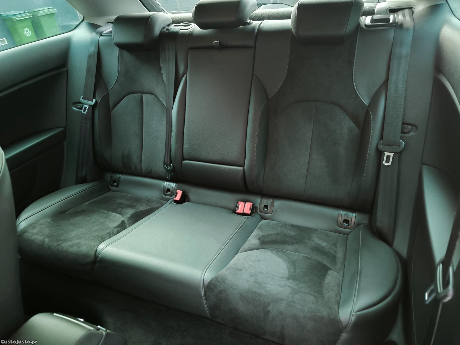 SEAT Leon 1.6 Style TDI — fotografia 3