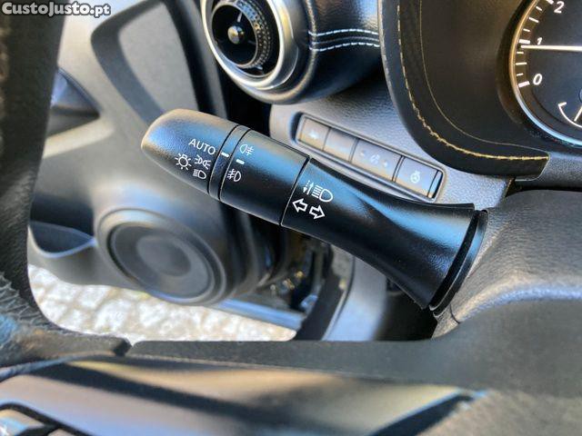 Nissan Juke 1.0 DIG-T N-Connecta — fotografia 12