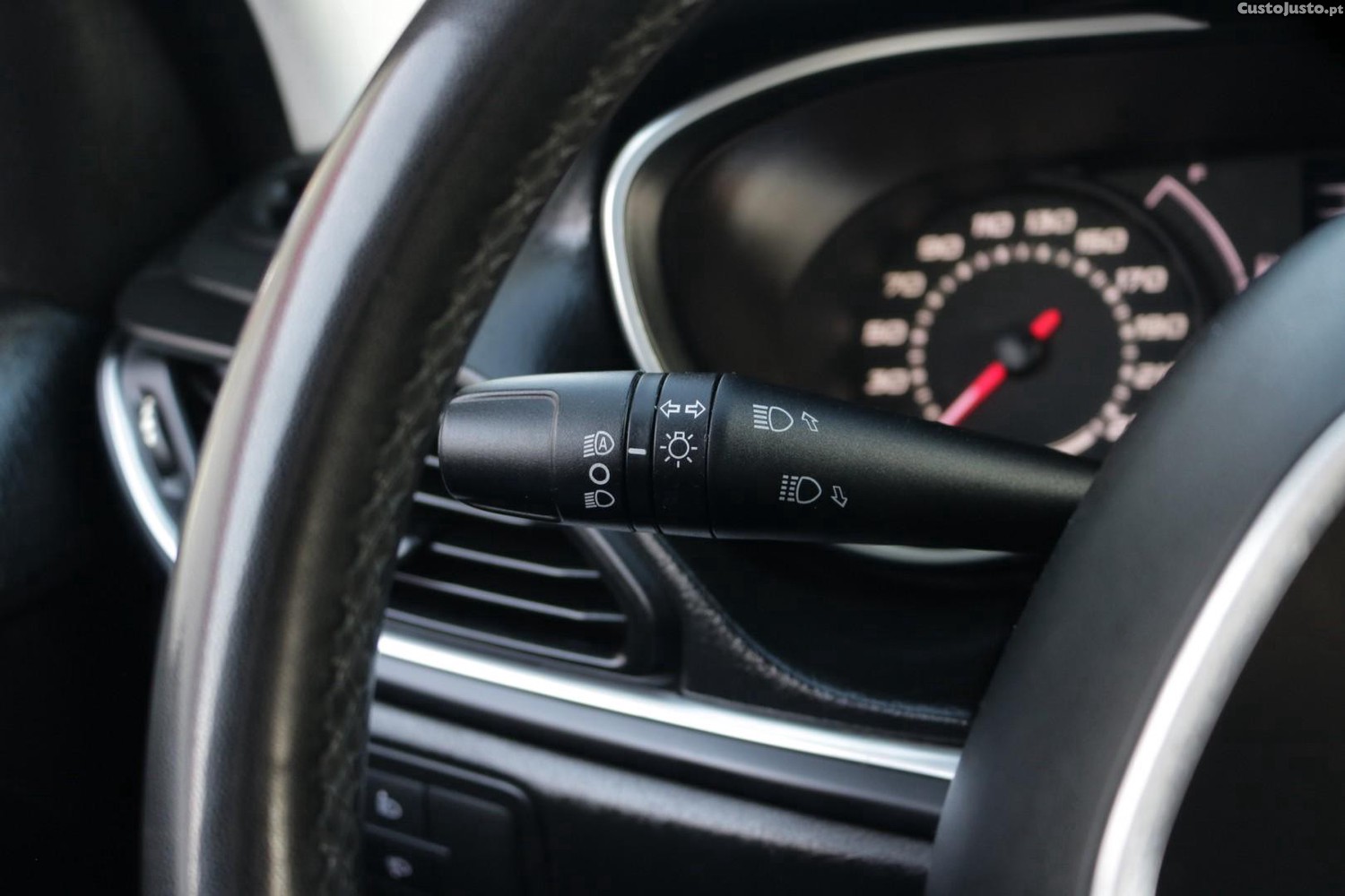Fiat Tipo Station Wagon 1.3 M-Jet Mirror — fotografia 29