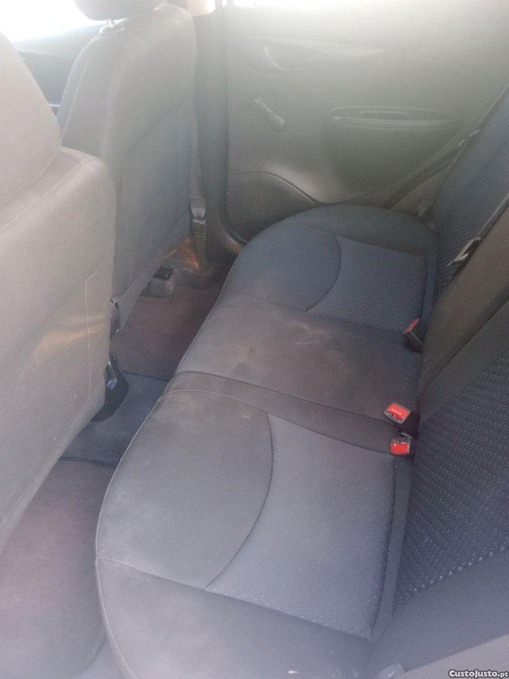 Opel Karl 1.0 bi.fuel ( GPL) — fotografia 3