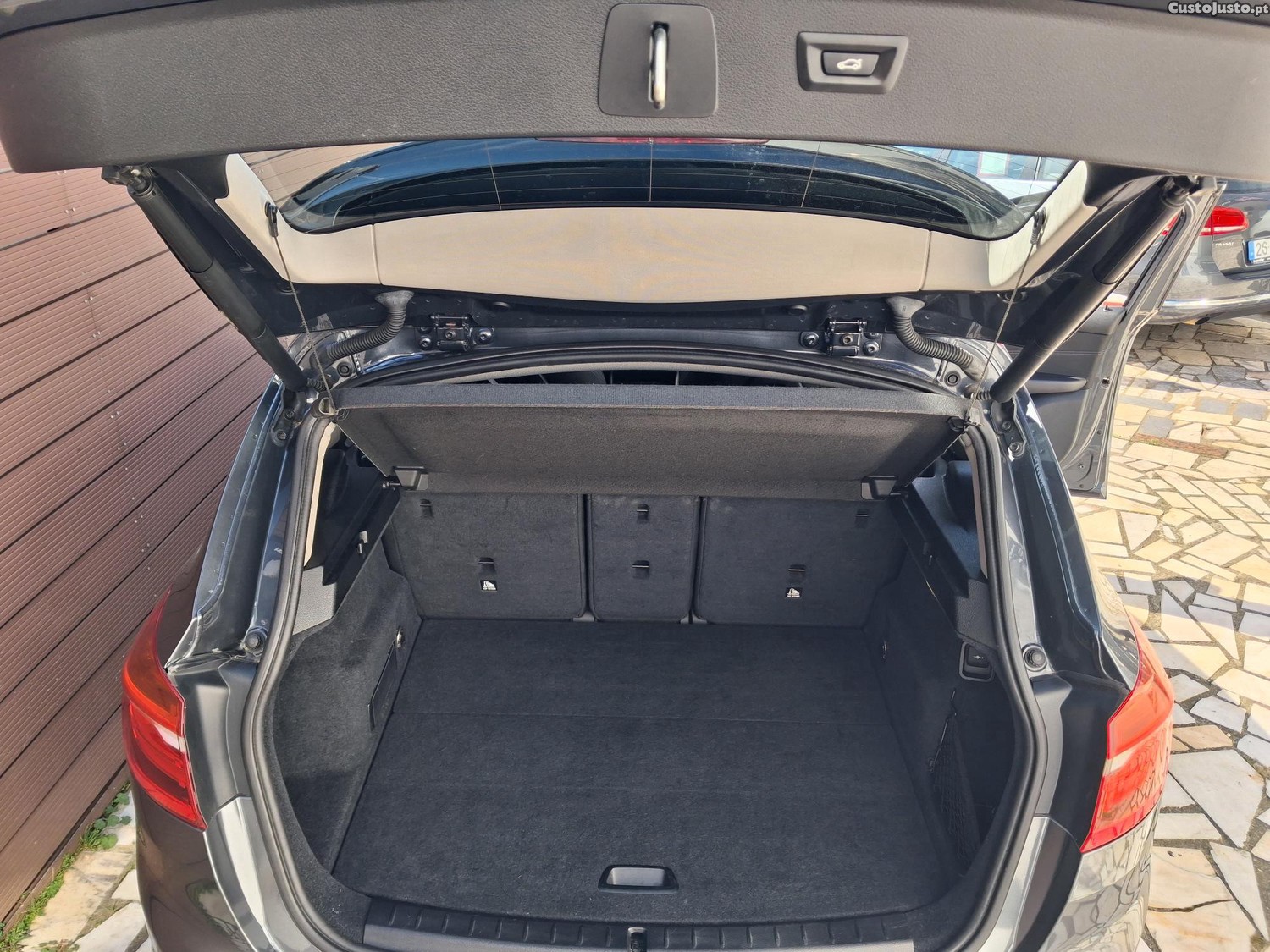 BMW 216 Active Tourer Sport — fotografia 3