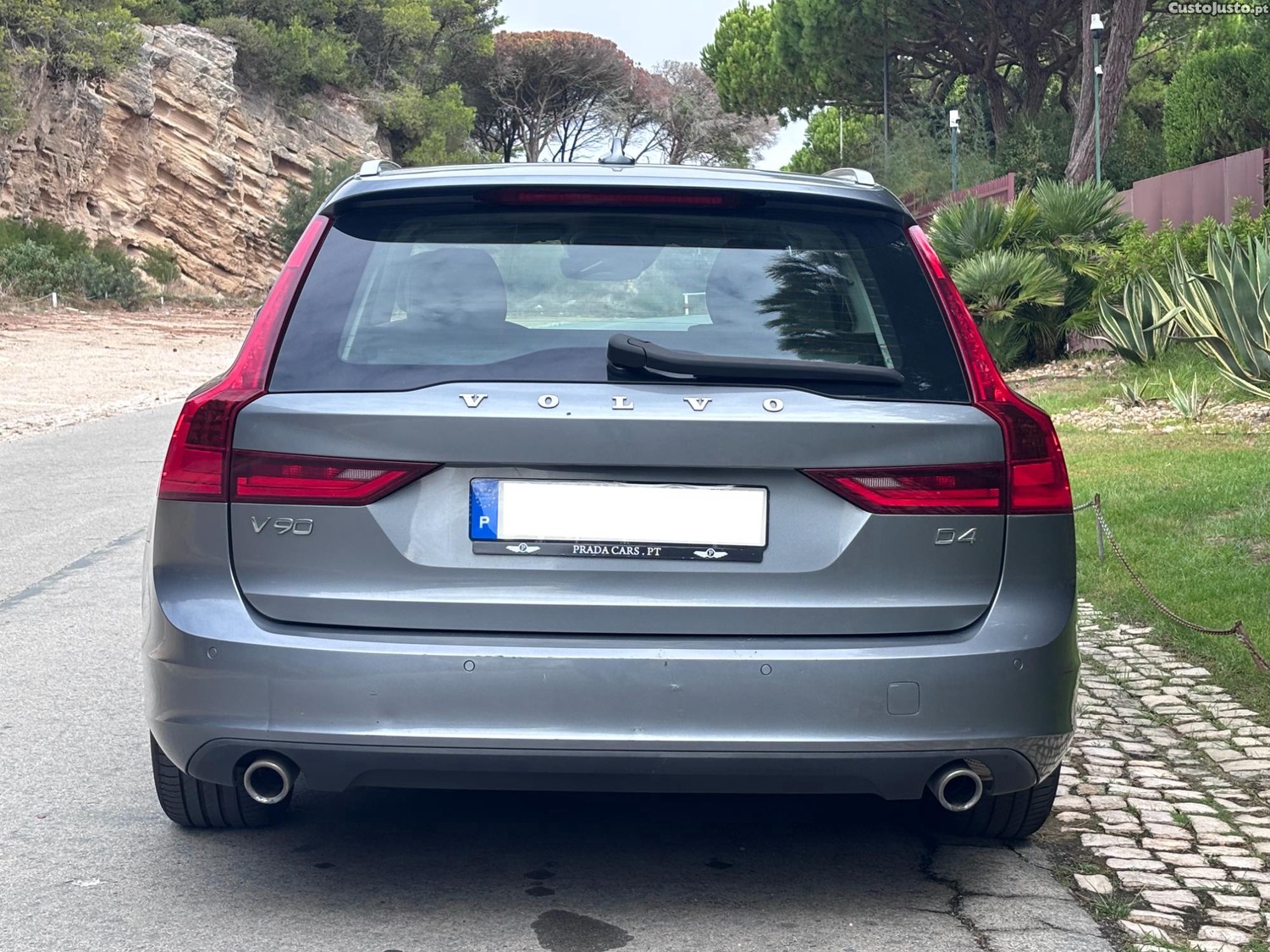 Volvo V90 Volvo V90 2.0 D4 Momentum Geartronic 190cv NACIONAL - 19 — photo 4