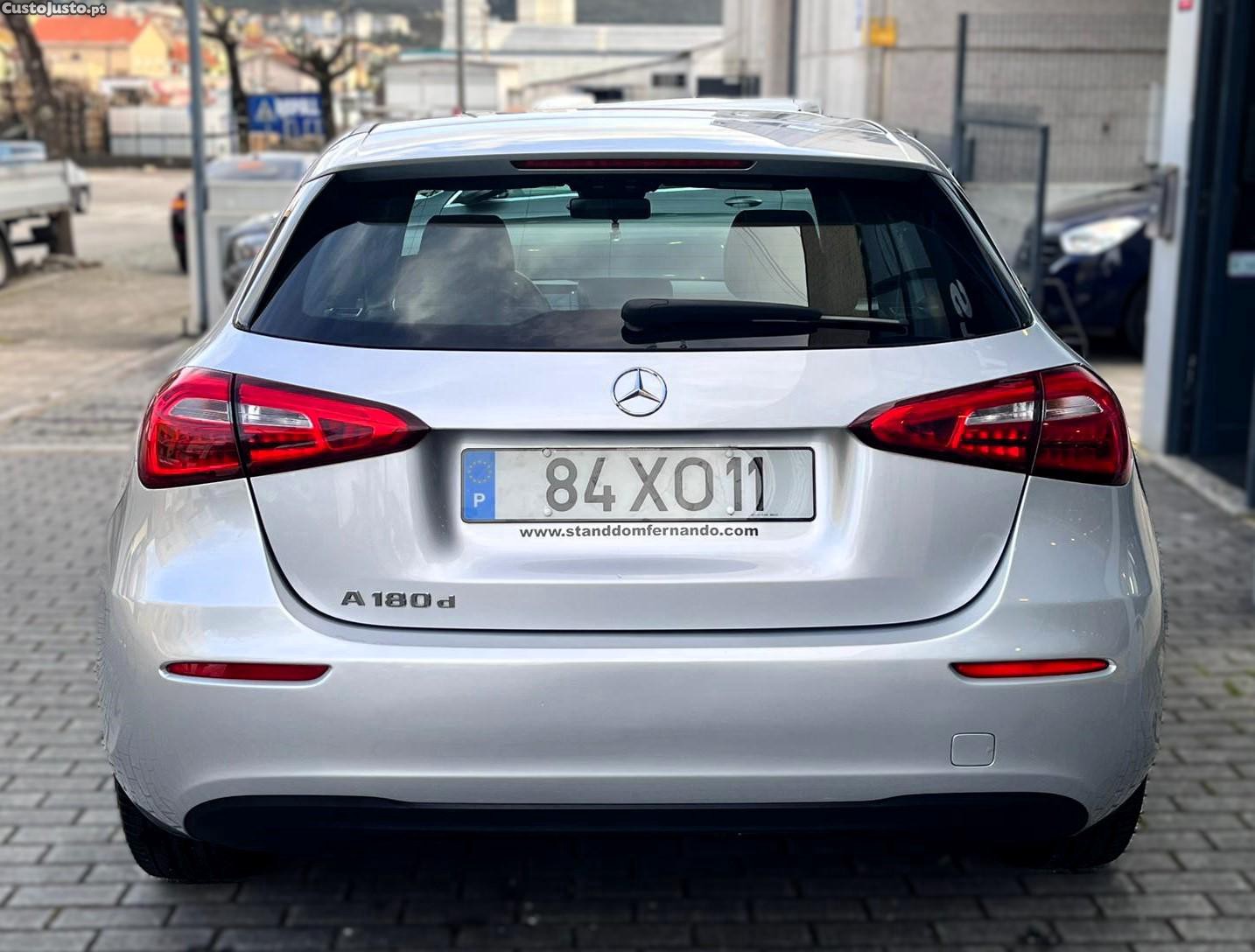Mercedes-Benz A 180 d Style Plus Aut. — fotografia 5