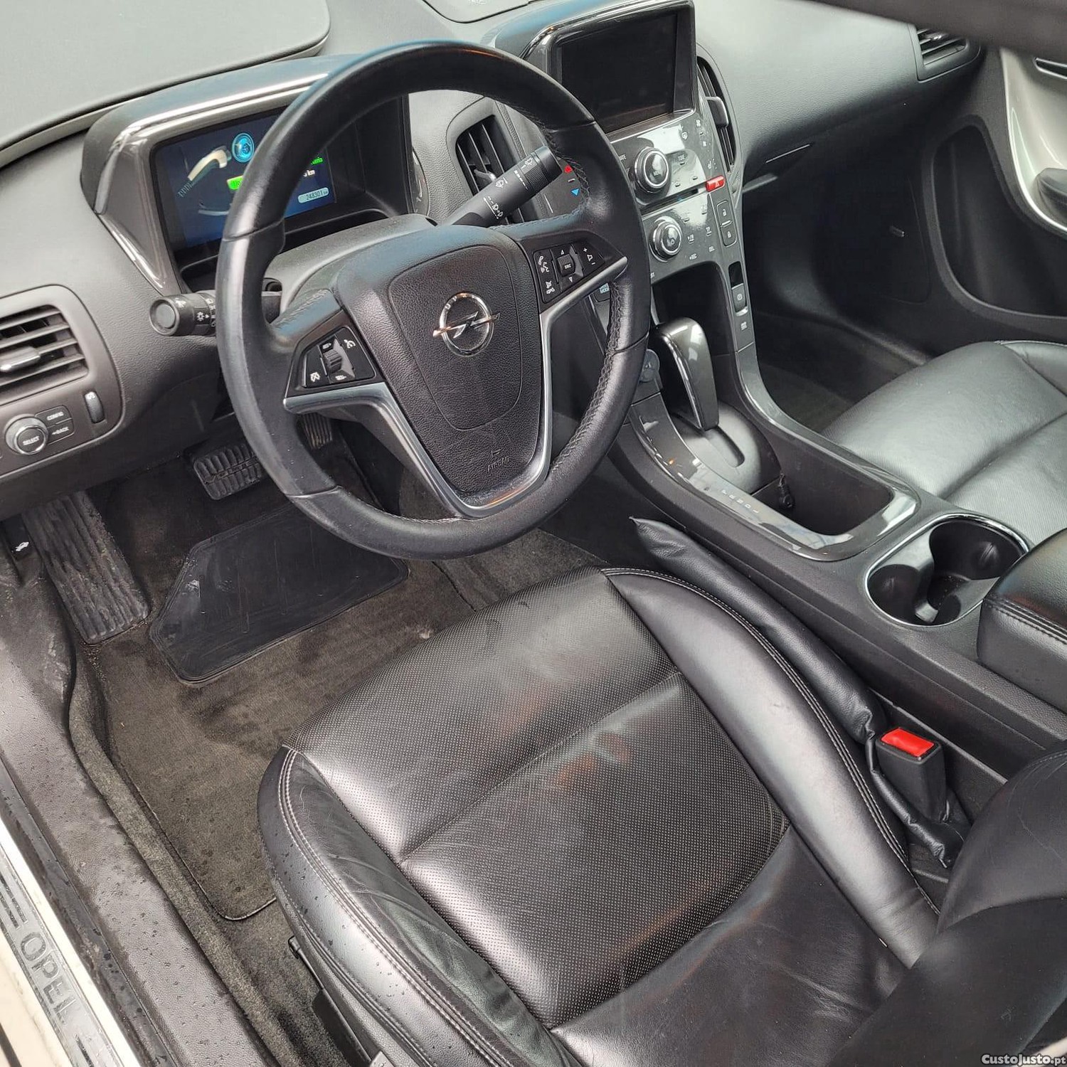 Opel Ampera 1.4 Ecotec Executive — fotografia 16