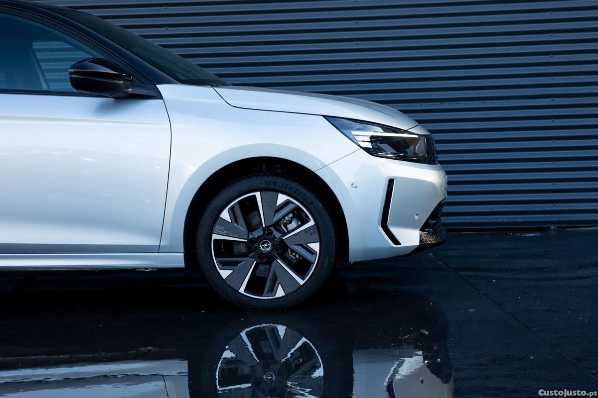 Opel Corsa e e-GS — fotografia 19