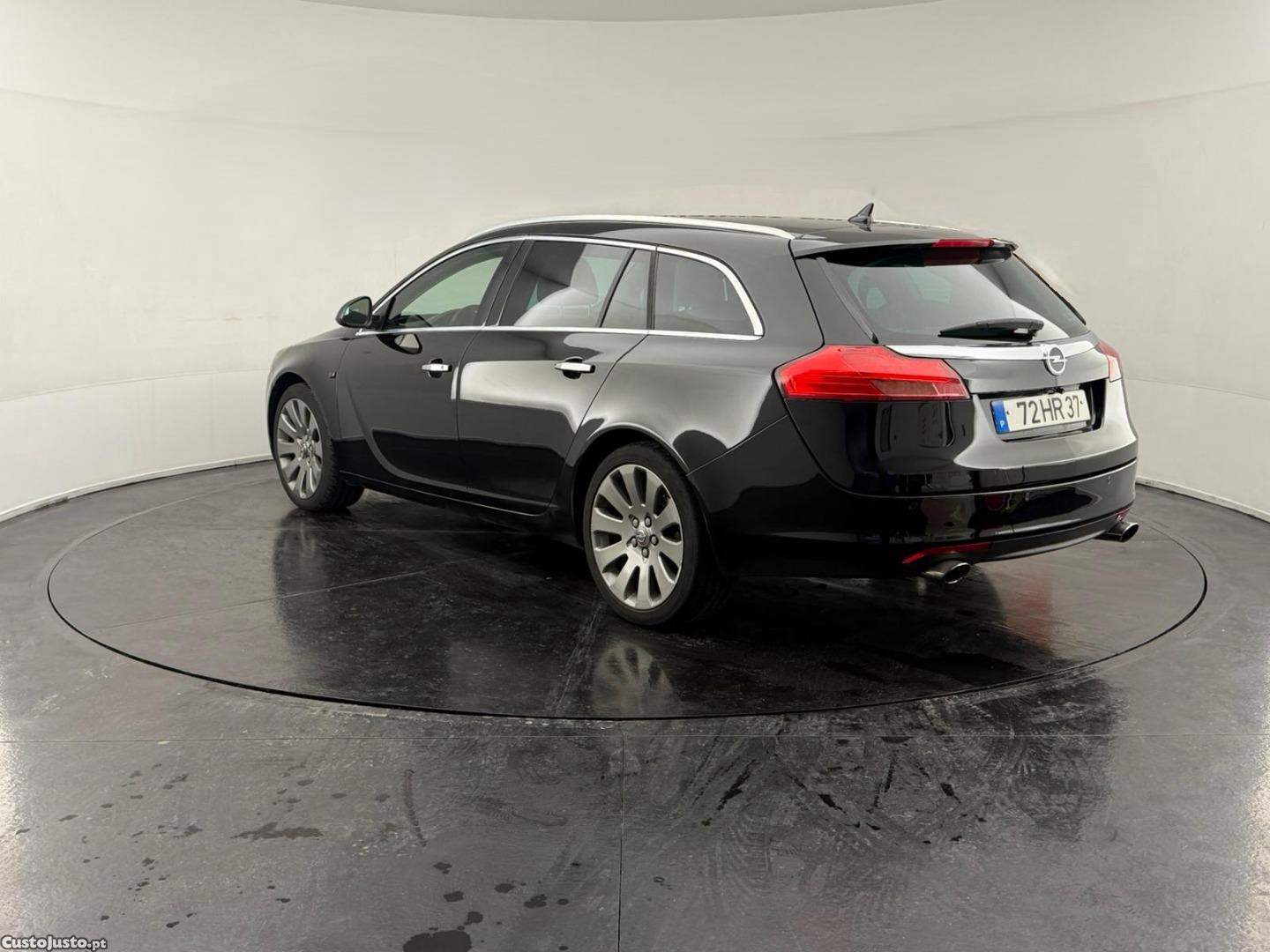 Opel Insignia 2.0 CDTI — photo 4