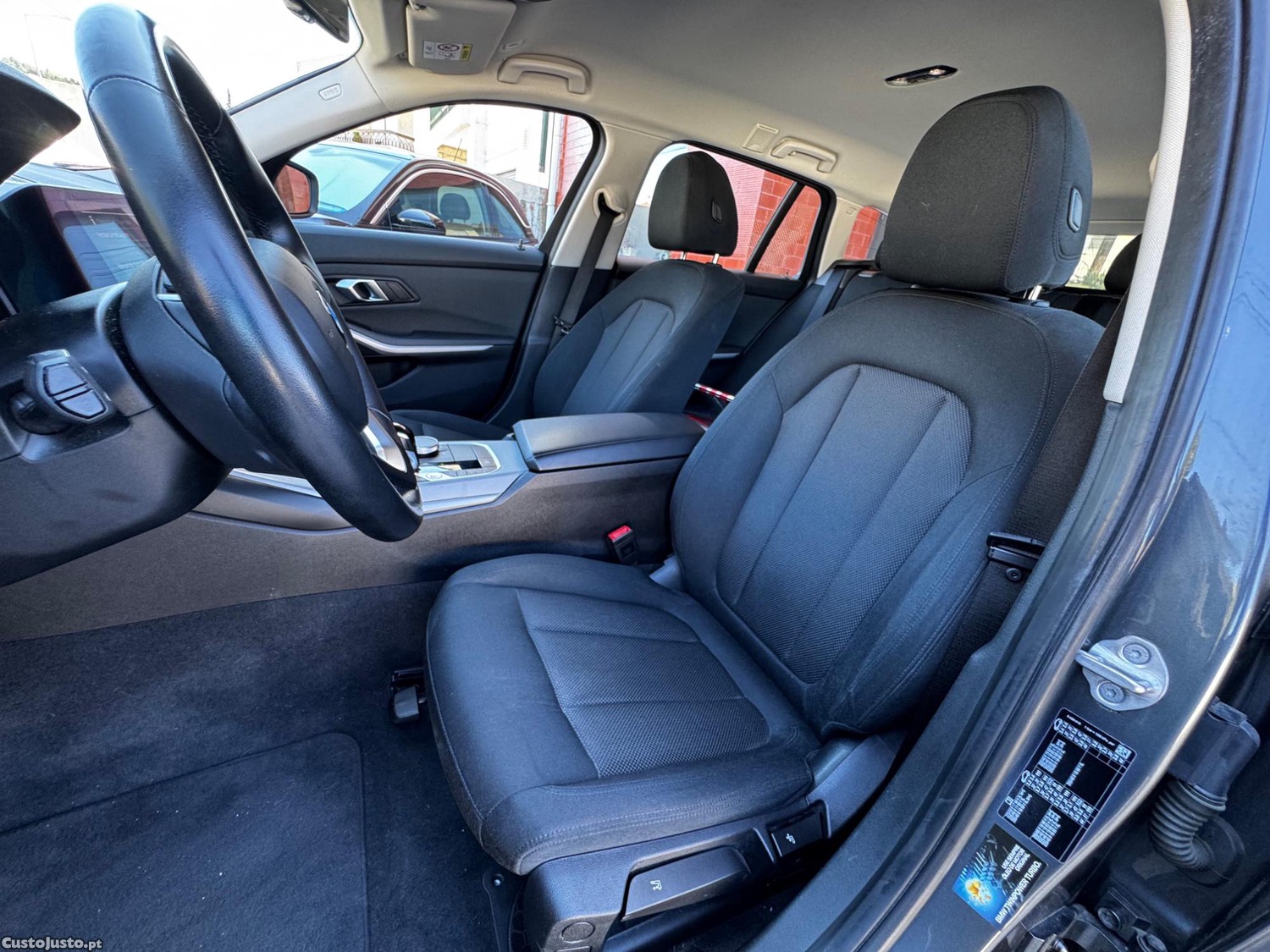 BMW 320 d Aut. Advantage 190cv Mild Hybrid — fotografia 4
