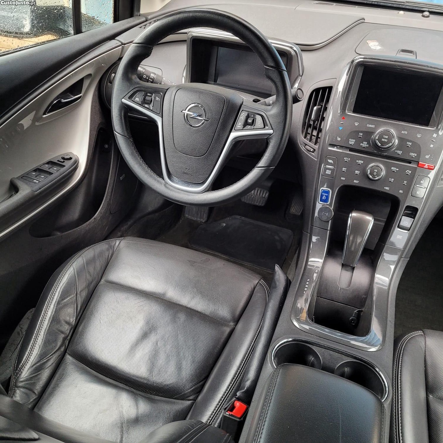 Opel Ampera 1.4 Ecotec Executive — fotografia 14