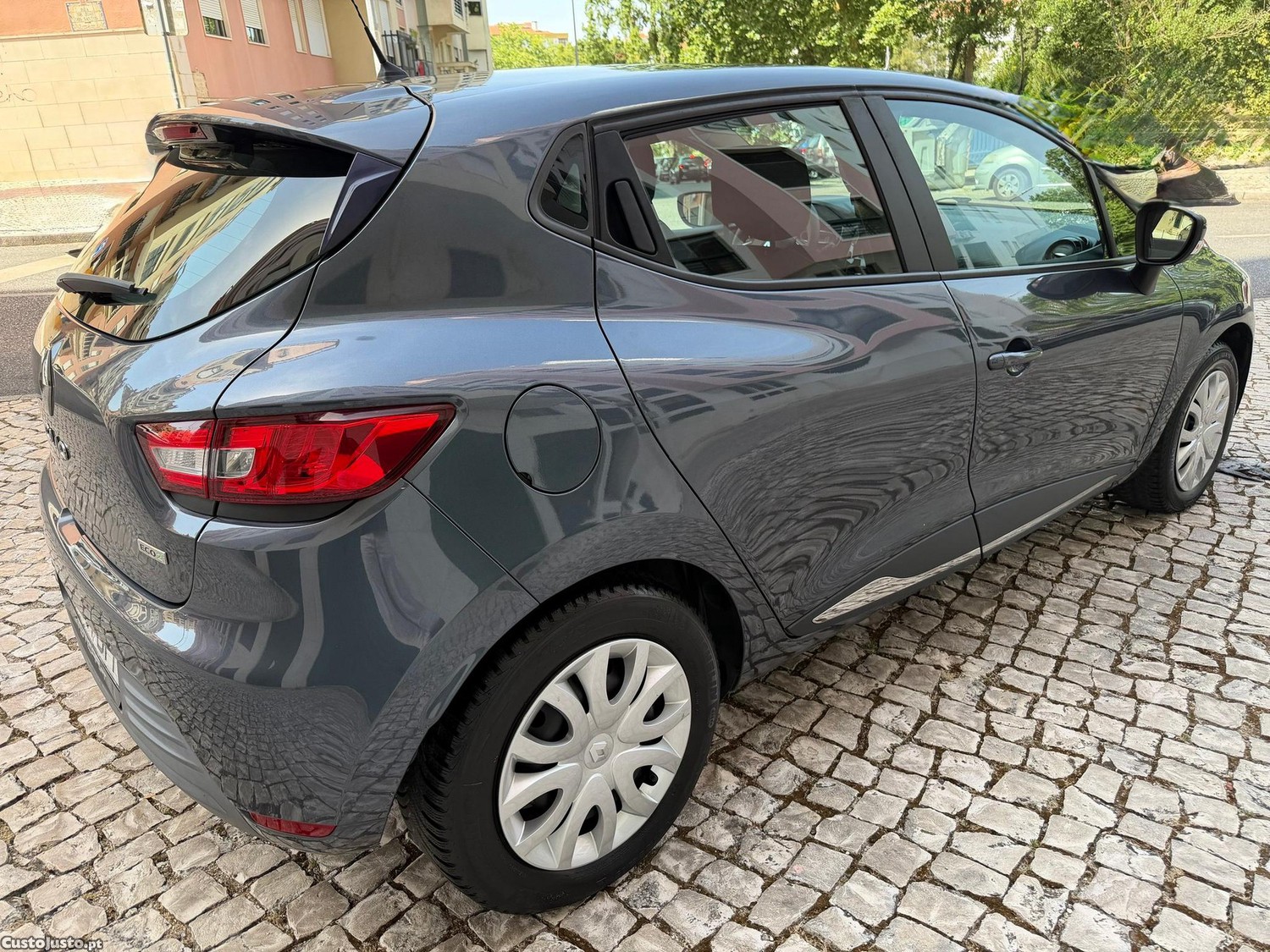 Renault Clio 1.5 dCi Confort 82g — fotografia 10