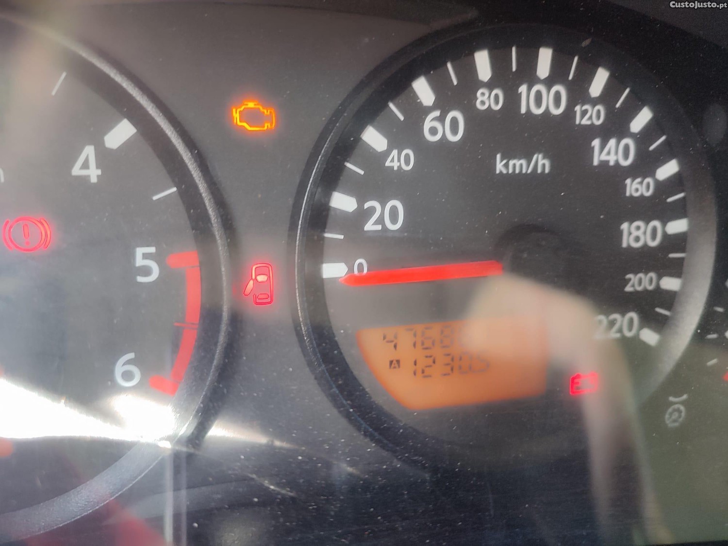 Nissan Navara (D40) D - 05 foto 4