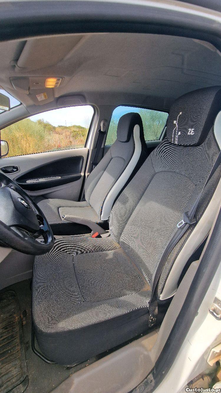 Renault Zoe 100% eletrico 22Kw - 14 — photo 5