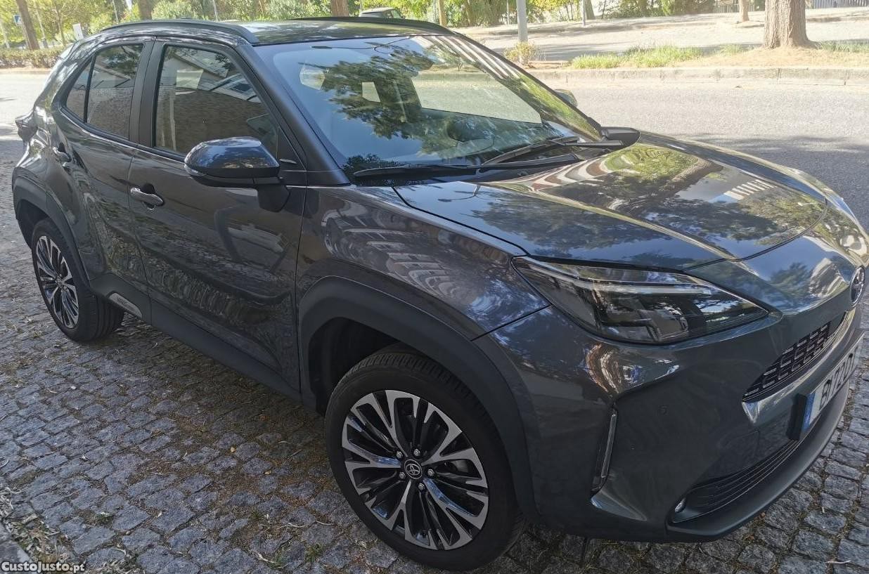 Toyota Yaris Cross 1.5 HDF LUXURY - 24 — photo 2