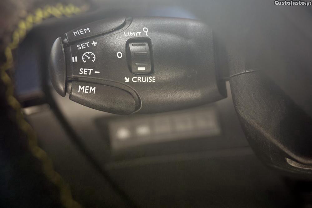 Peugeot 2008 1.2 PureTech GT Line — fotografia 12