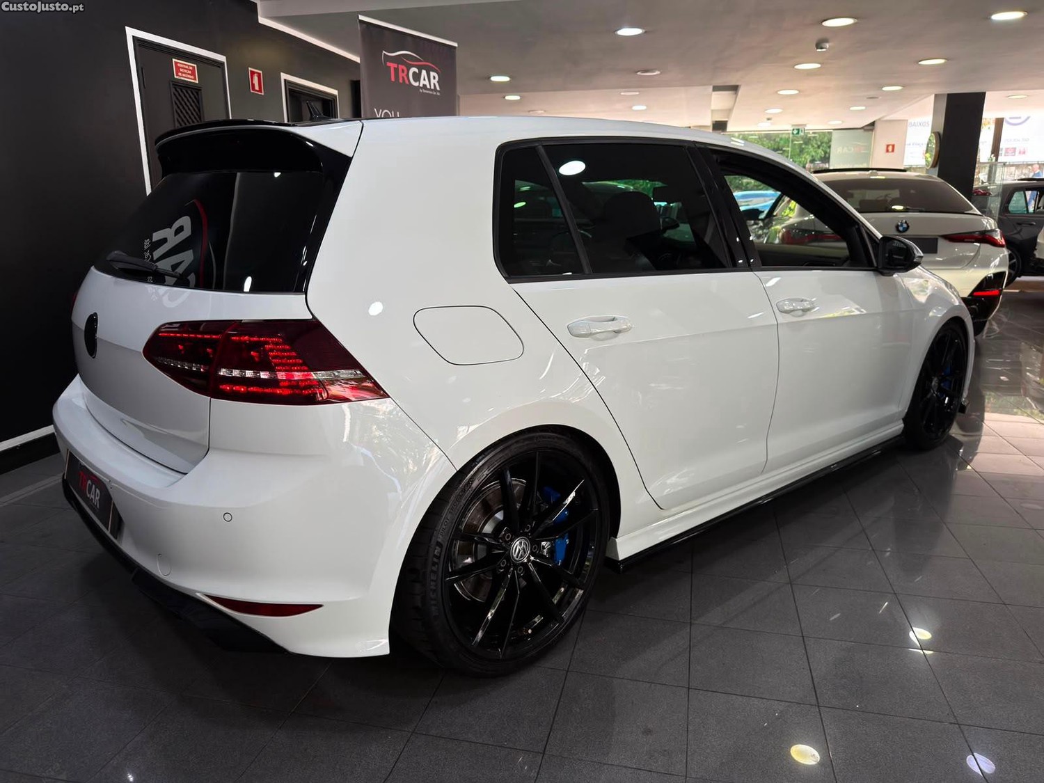VW Golf 2.0 TSi R DSG - 14 — photo 2