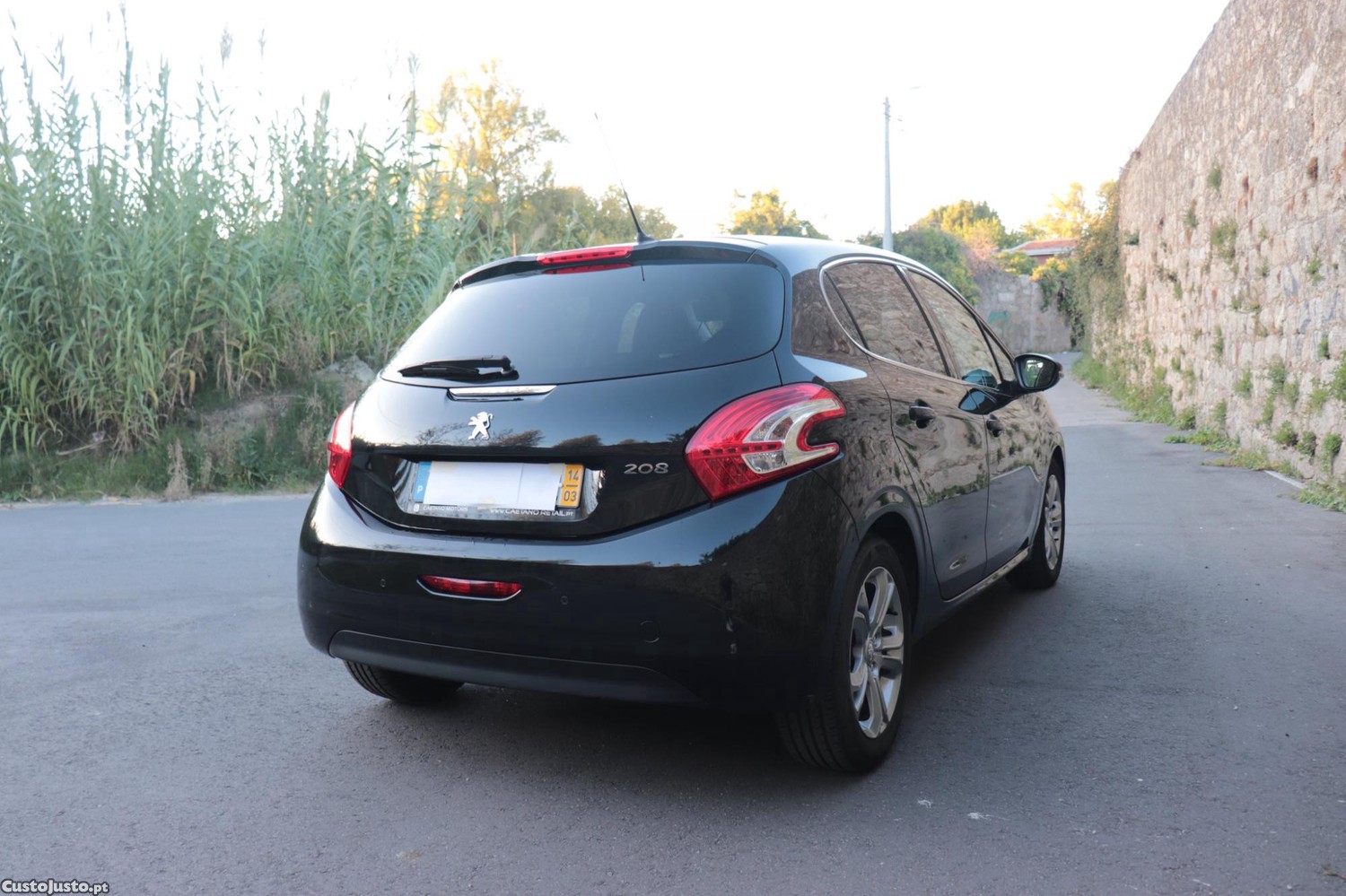 Peugeot 208 1.2 VTi Allure 5P - 14 — photo 2