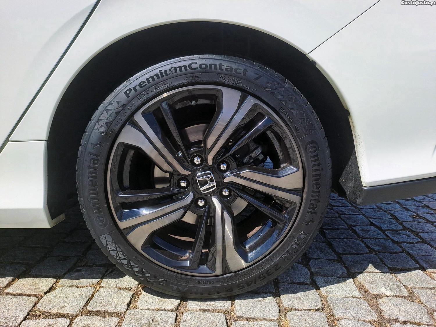 Honda Civic 1.0 i-VTEC Elegance Navi - 18 — photo 3