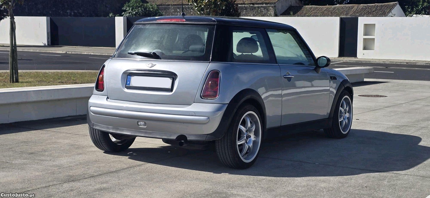MINI One 1600 Gasolina - 06 — photo 4