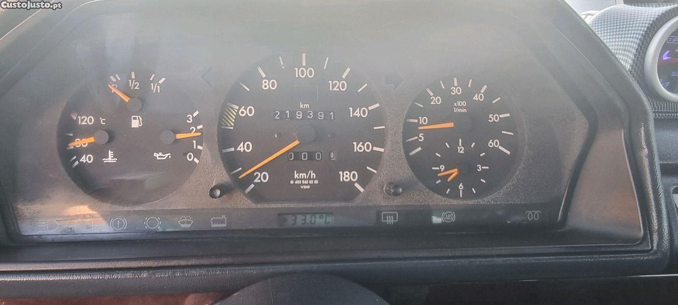 Mercedes-Benz G 350 Mercedes 350 GD Turbo — fotografia 5