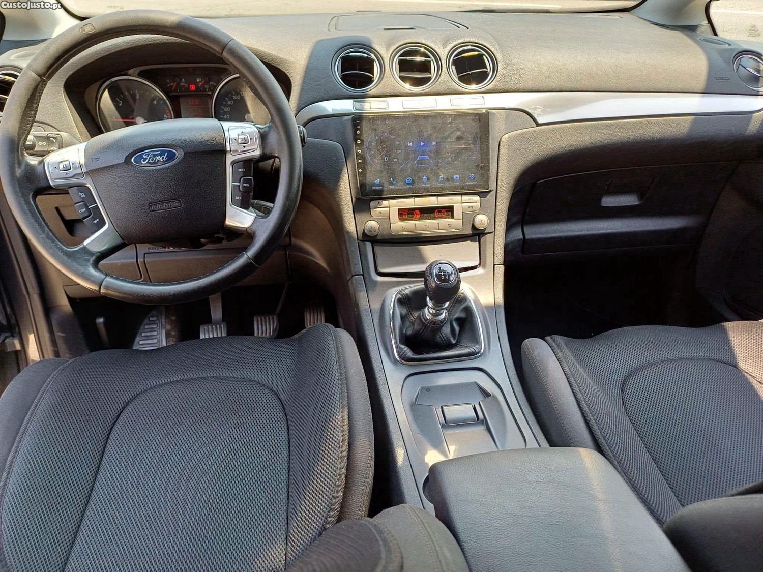 Ford S-Max Selo Barato7 Lugares .( ViaturaNacional ) — fotografia 5