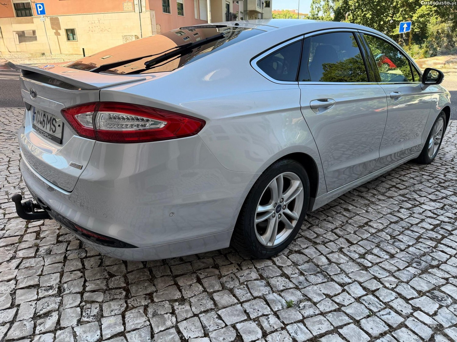 Ford Mondeo 1.5 TDCi Titanium ECOnetic - 17 foto 5