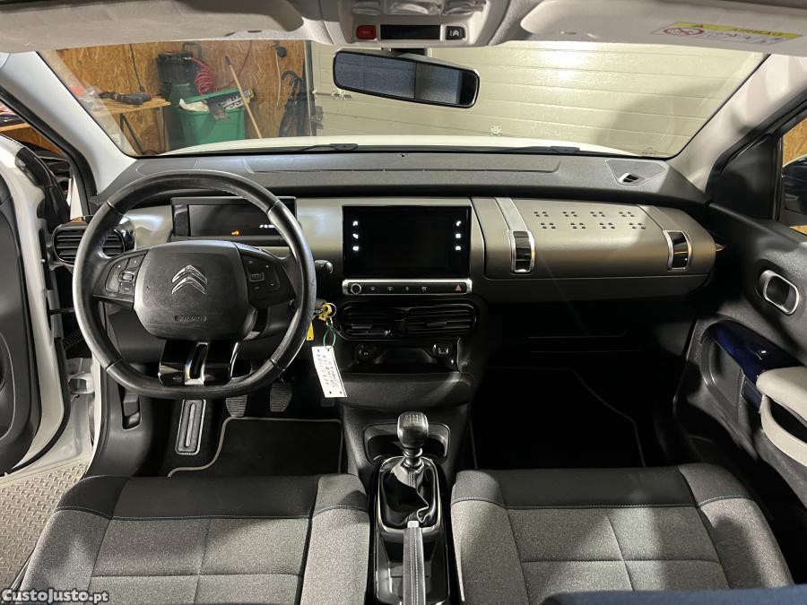 Citroën C4 Cactus 1.2 PureTech — fotografia 6