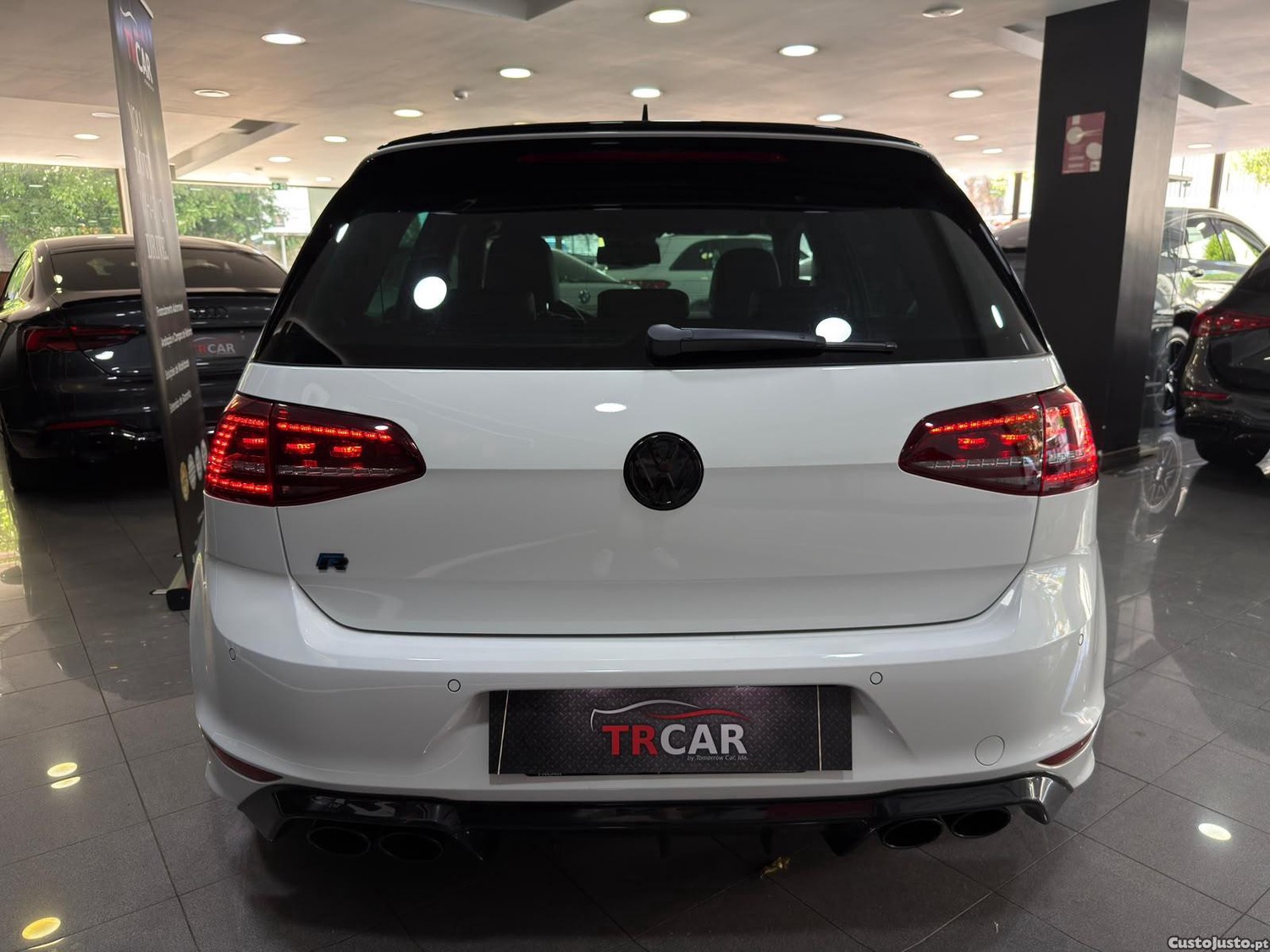 VW Golf 2.0 TSi R DSG - 14 — photo 3