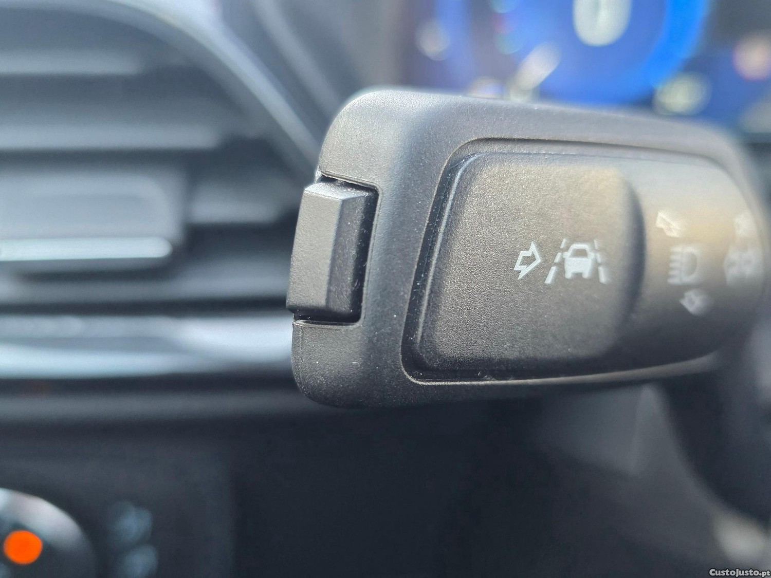 Ford Fiesta 1.0 EcoBoost MHEV ST-Line X — fotografia 15