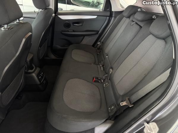 BMW 225 XE active tourer AUTO — fotografia 9