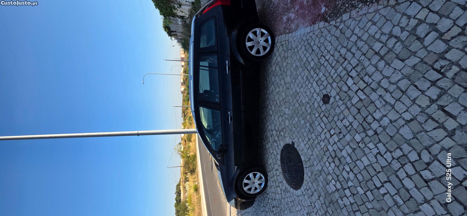 Renault Mégane 1.5 DCI muito económica — photo 5