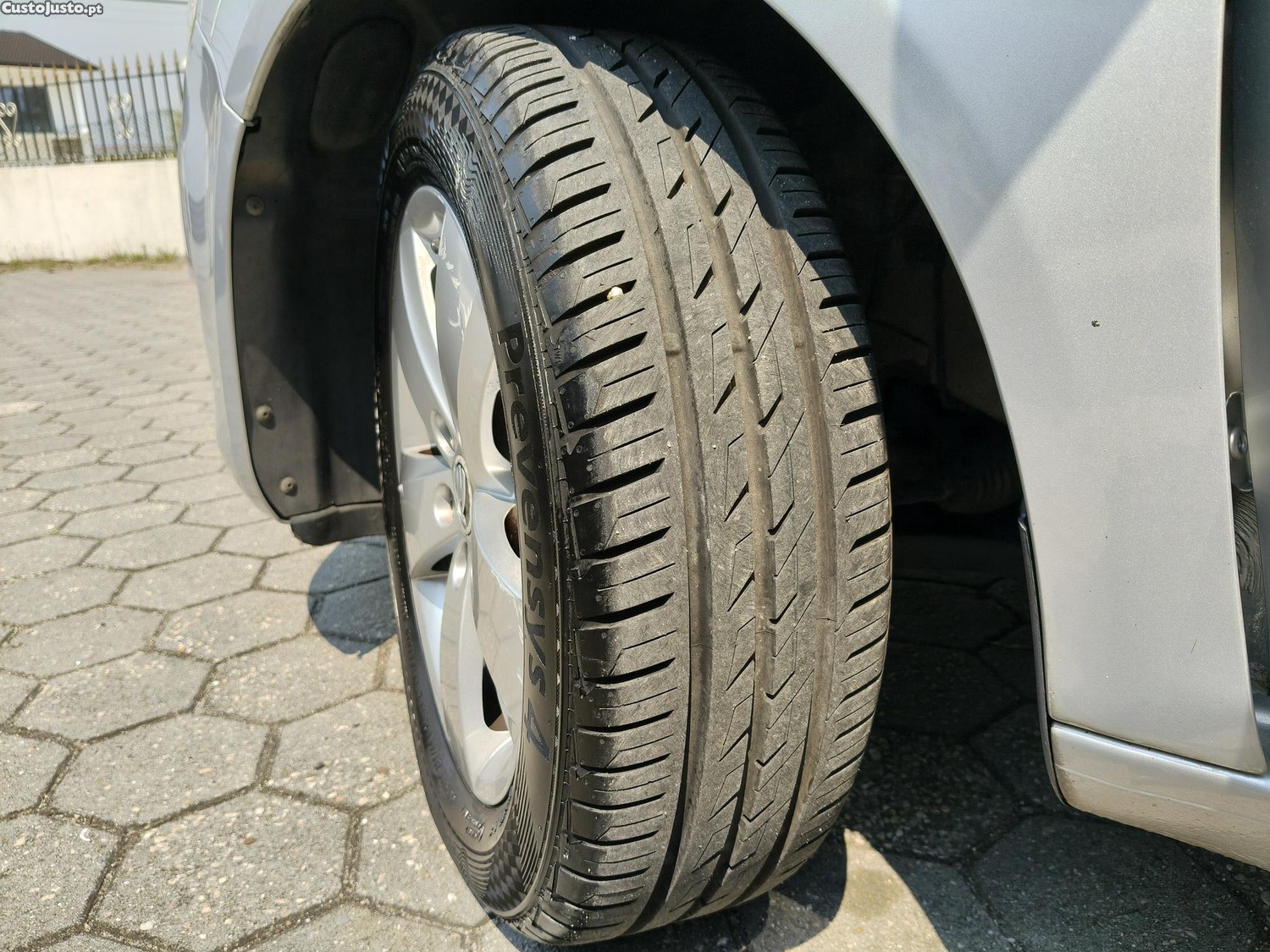 Skoda Fabia Break 1.2 TSi Style c/ GPL — fotografia 3